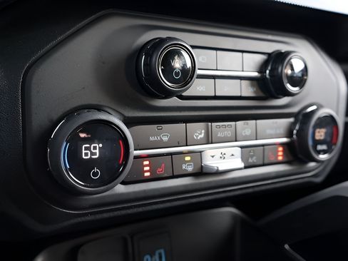 Used 2023 Ford Bronco Outer Banks AWD/4WD image 24