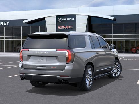 New 2026 GMC Yukon XL Denali image 4