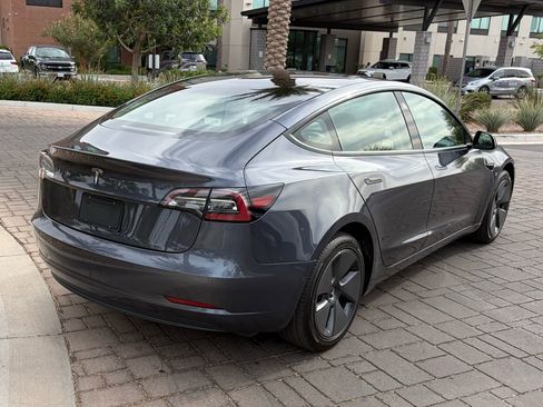 Used 2022 Tesla Model 3 RWD image 2