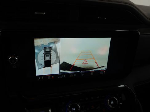 Used 2025 GMC Sierra 1500 AT4 w/ AT4 Preferred Package image 21