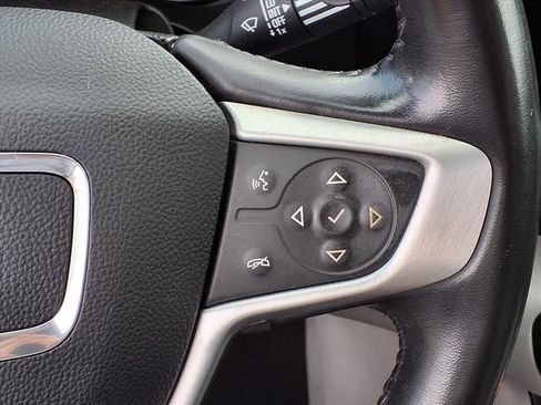 Used 2018 GMC Terrain SLE image 18