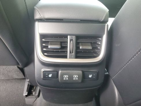 Used 2022 Subaru Outback Limited image 32