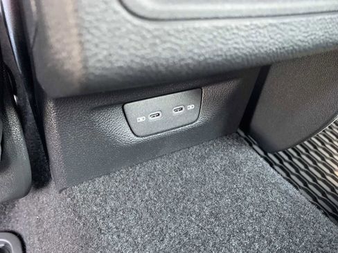 New 2025 Volkswagen GTI SE image 12