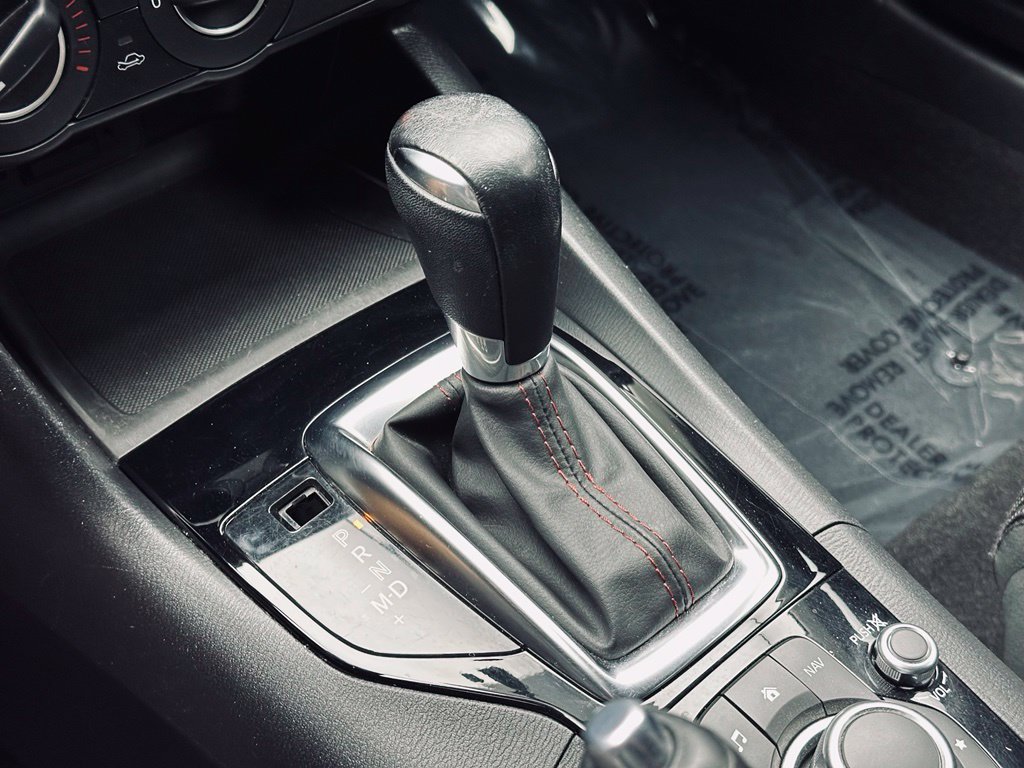 Used 2015 MAZDA MAZDA3 i Touring FWD image 36