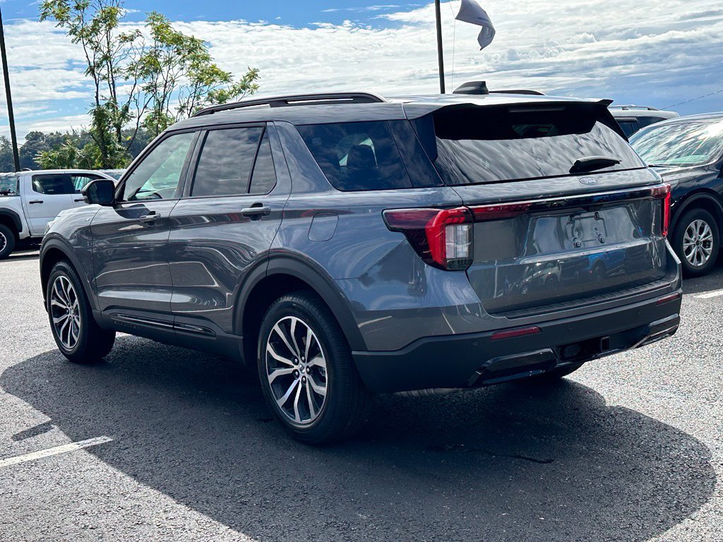 New 2027 Ford Explorer ST-Line AWD/4WD image 33