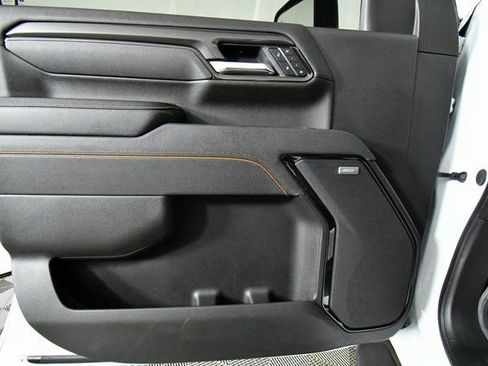 Used 2025 GMC Sierra 3500 AT4 w/ AT4 Premium Plus Package image 22