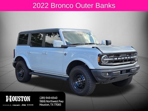 Used 2022 Ford Bronco Outer Banks AWD/4WD image 1