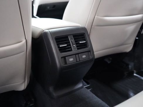 Used 2021 Honda Accord Touring image 31