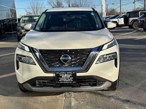 Used 2021 Nissan Rogue SV image 39