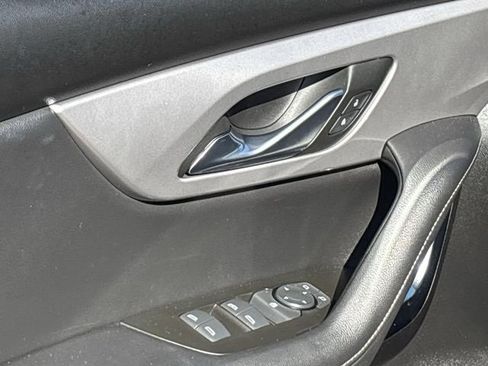 Certified 2023 Chevrolet Blazer LT w/ LPO, Black Grille Bar Package image 18