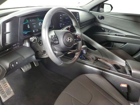 Used 2025 Hyundai Elantra Sport w/ Cargo Package FWD image 19