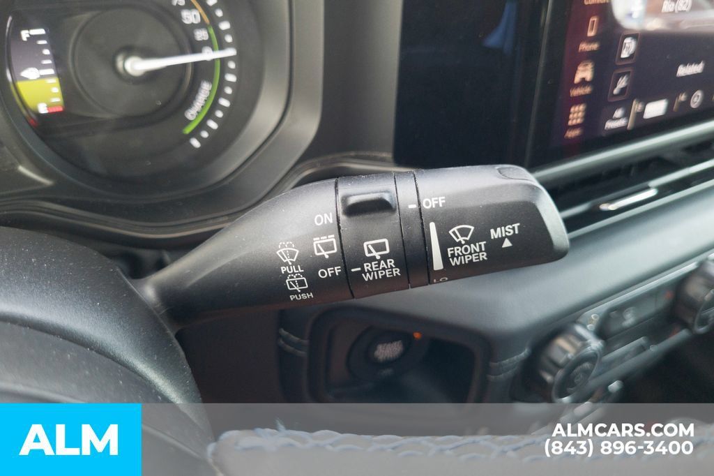 Used 2024 Jeep Wrangler Unlimited Rubicon 4xe AWD/4WD image 30