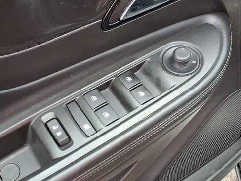 Used 2018 Buick Encore Preferred FWD image 16