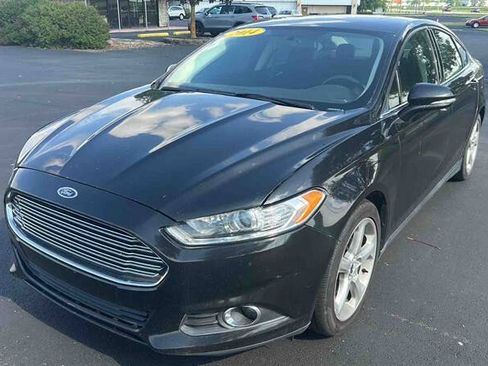 Used 2014 Ford Fusion SE w/ Equipment Group 201A FWD image 4