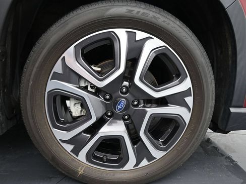 Used 2023 Subaru Ascent Limited AWD/4WD image 11