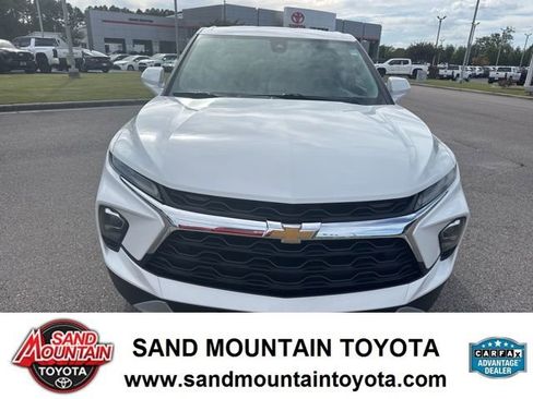 Used 2023 Chevrolet Blazer LT image 8