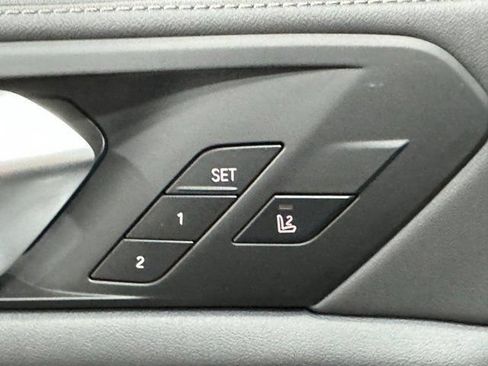 Used 2026 BMW X5 xDrive40i AWD/4WD image 19