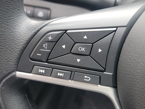 Used 2023 Nissan Altima 2.5 SV FWD image 23