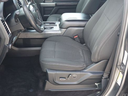 Used 2016 Ford F150 XLT w/ Equipment Group 302A Luxury RWD image 10