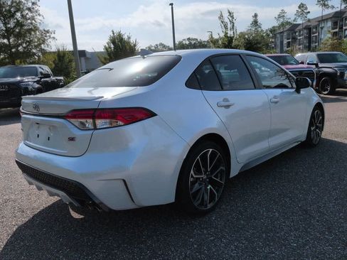Used 2022 Toyota Corolla SE FWD image 6