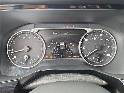 Used 2025 Nissan Pathfinder SV image 11