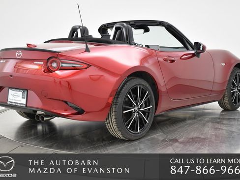 Used 2024 MAZDA MX-5 Miata Grand Touring image 18