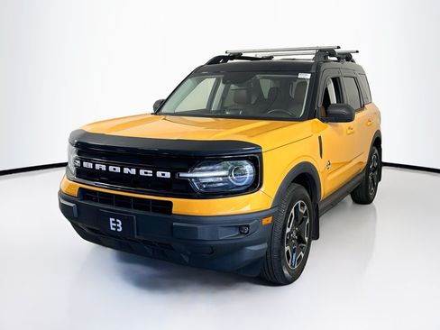 Used 2022 Ford Bronco Sport Outer Banks w/ Tech Package AWD/4WD image 1