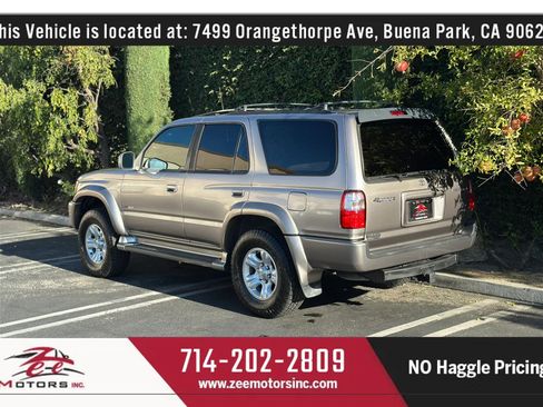 Used 2002 Toyota 4Runner SR5 AWD/4WD image 9