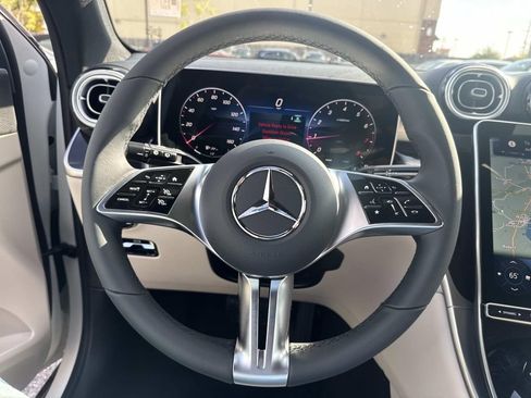 Used 2026 Mercedes-Benz GLC 300 4MATIC image 10