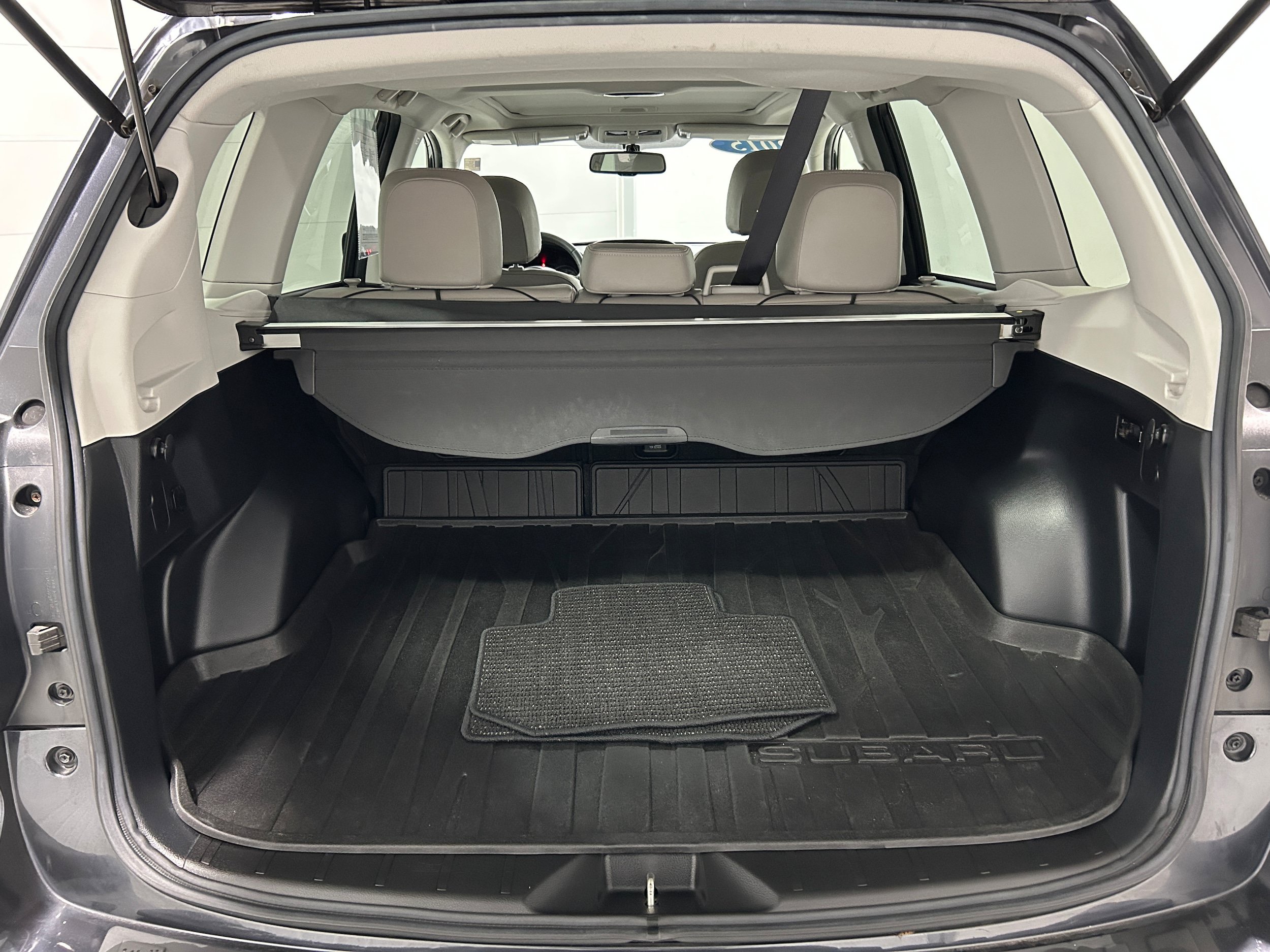 Used 2015 Subaru Forester 2.5i Limited AWD/4WD image 30
