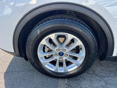 Used 2022 Ford Escape S FWD image 4
