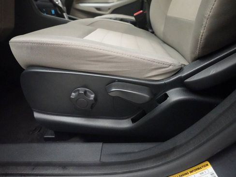 Used 2020 Ford EcoSport S image 27