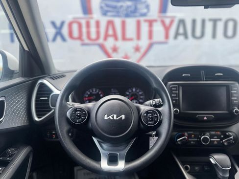 Used 2022 Kia Soul LX w/ Technology Package FWD image 47