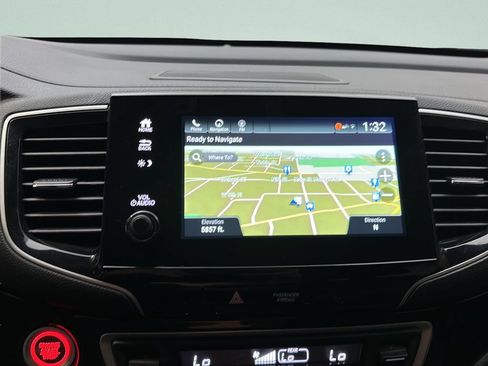 Certified 2022 Honda Pilot Black Edition image 36