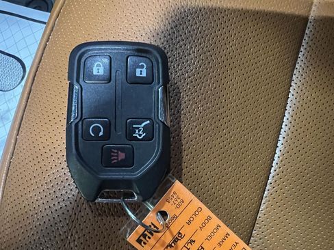 Used 2017 GMC Acadia SLT AWD/4WD image 49
