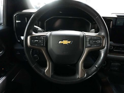 Used 2022 Chevrolet Silverado 1500 High Country w/ High Country Premium Package image 8