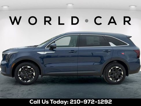 New 2026 Kia Sorento S image 6