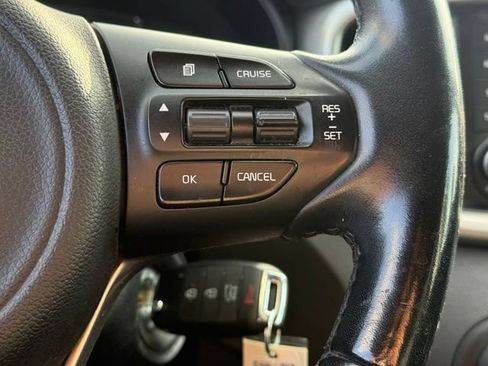 Used 2018 Kia Sorento FWD image 27