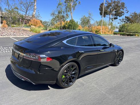 Used 2013 Tesla Model S RWD image 2