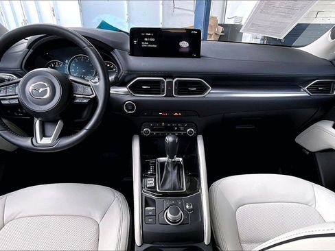 Certified 2025 MAZDA CX-5 AWD 2.5 S w/ Premium Plus Pkg image 11