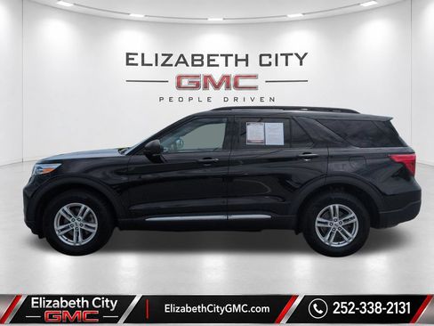 Used 2023 Ford Explorer XLT AWD/4WD image 5