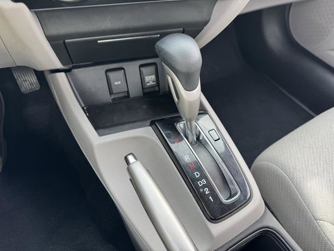 Used 2013 Honda Civic LX image 29