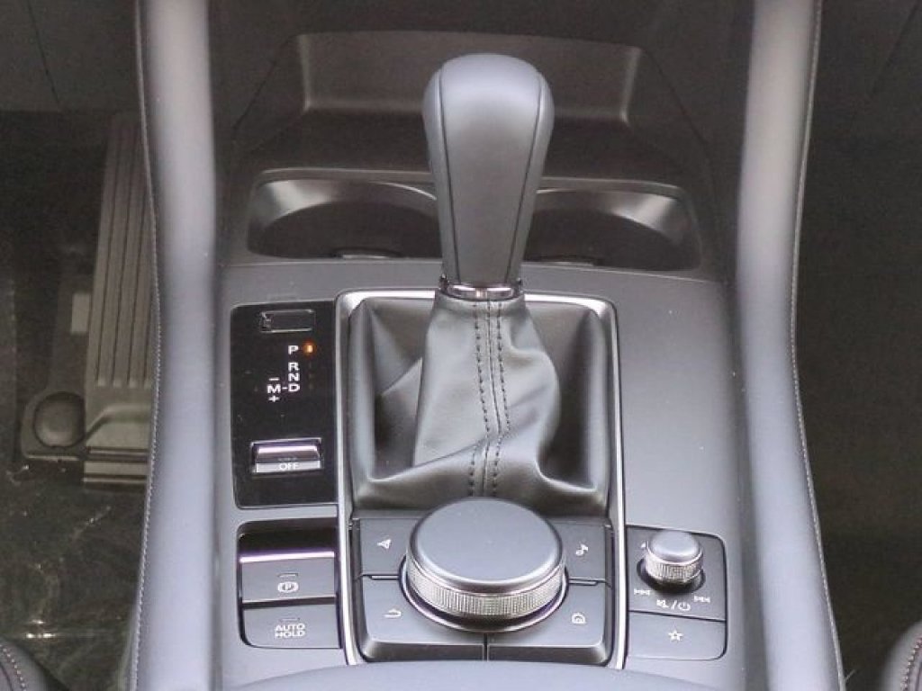 New 2026 MAZDA MAZDA3 s FWD image 18