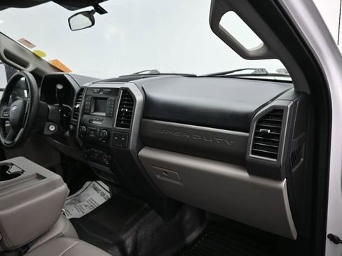 Used 2020 Ford F250 XL w/ Power Equipment Group AWD/4WD image 8