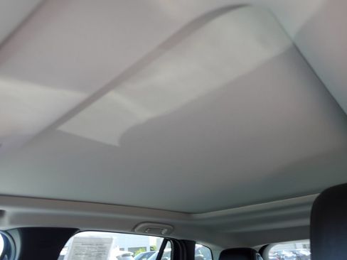 Certified 2025 MAZDA CX-50 AWD 2.5 Hybrid w/ Premium Pkg image 25