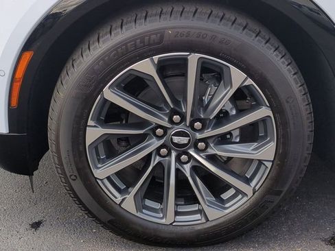 New 2026 Cadillac Lyriq Sport RWD image 32