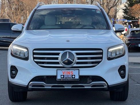 Used 2025 Mercedes-Benz GLB 250 GLB 250 w/ Winter Package image 13