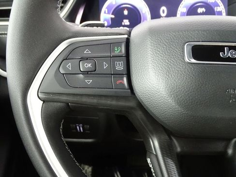 New 2025 Jeep Grand Cherokee Laredo image 24