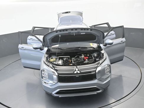 Used 2025 Mitsubishi Outlander SE FWD image 79