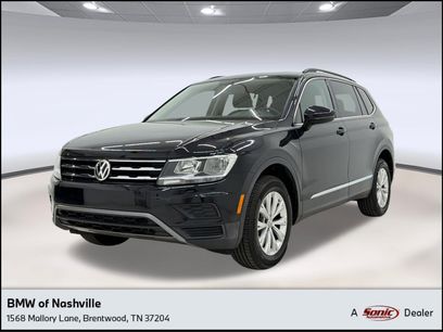 Used 2018 Volkswagen Tiguan SE w/ Panoramic Sunroof Package